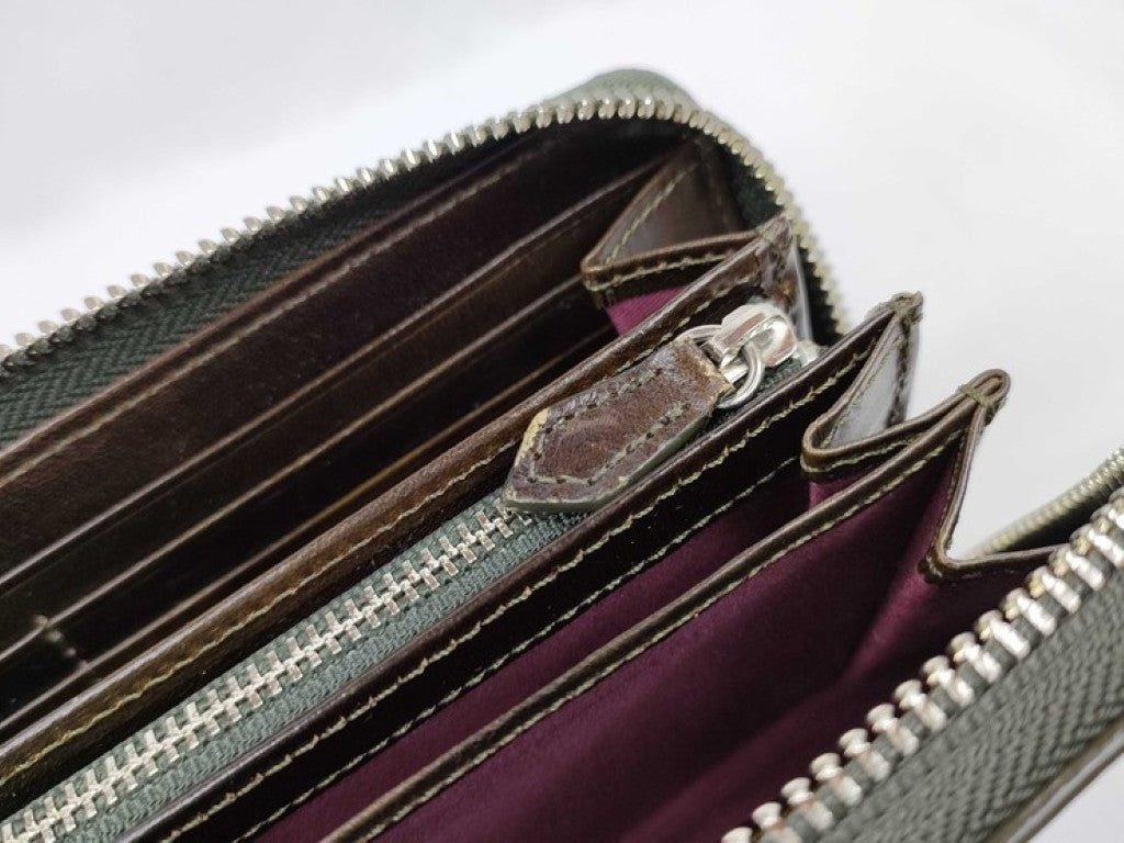 Vivienne Westwood ヴィヴィアンウェストウッド 長財布 ブラウン系 レザー レディース ラウンドファスナー エンボス シルバー金具 美品