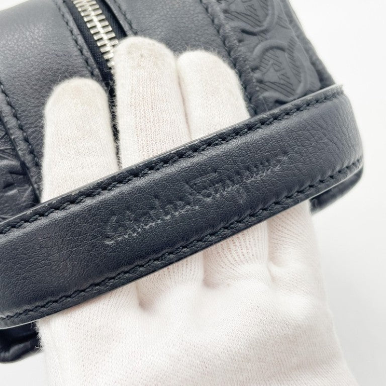 Salvatore Ferragamo フェラガモ セカンドバッグ ガンチーニ FZ-24 1219 ブラック系 レザー メンズ 総柄 シルバー金具 美品