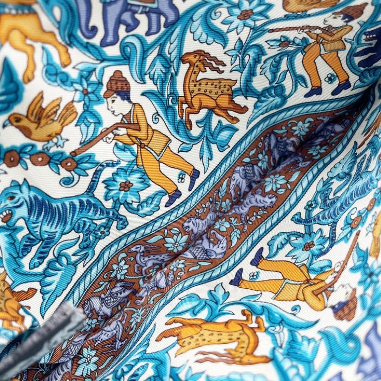 HERMES エルメス ポーチ トゥルース ジッピーGM 101899M ネイビー マルチカラー系 フェルト シルク レディース シルクイン フラットポーチ セリエボタン マルチケース 美品