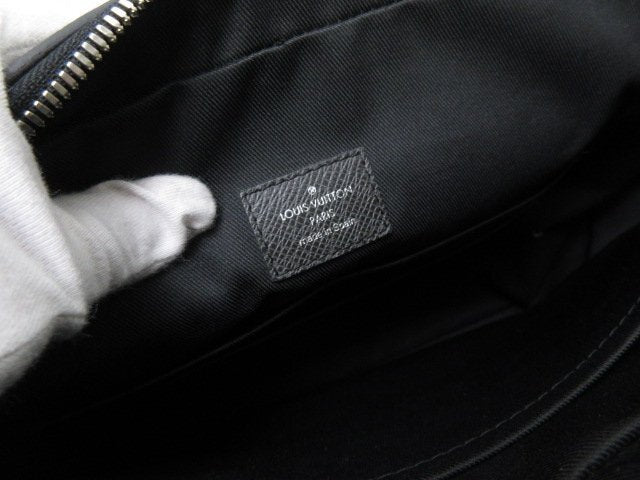 美品 LOUIS VUITTON ルイ ヴィトン メッセンジャーバッグ アントン メッセンジャーMM M33429 アルドワーズ タイガ メンズ