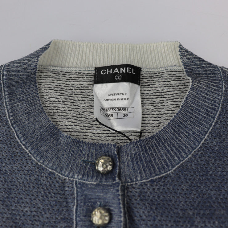 超美品 CHANEL シャネル 半袖 トップス カットソー P51227K06581 ＃36 カシミヤ76％ コットン24％ ブルー系 シルバー金具 ココマーク入りボタン