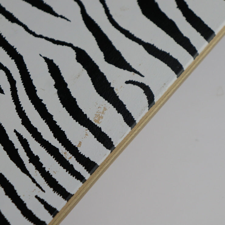 YVES SAINT LAURENT イヴ サンローラン スケートボード その他雑貨 - ウッド ホワイト ブラック シルバー金具 スケボー ゼブラ柄 インテリア